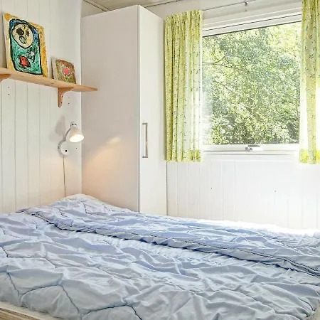 Holiday home 5 Person Holiday In Aakirkeby *